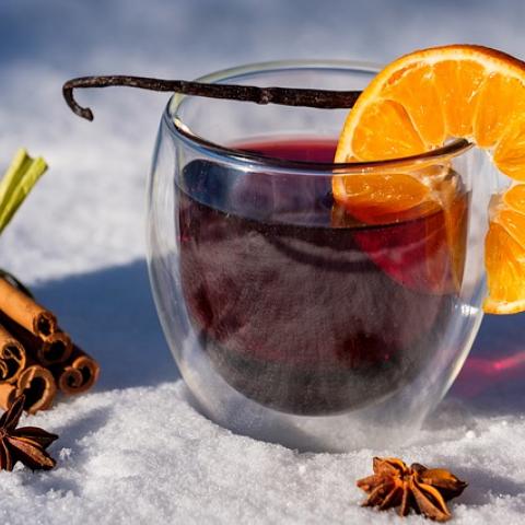 lojka meda mulled wine